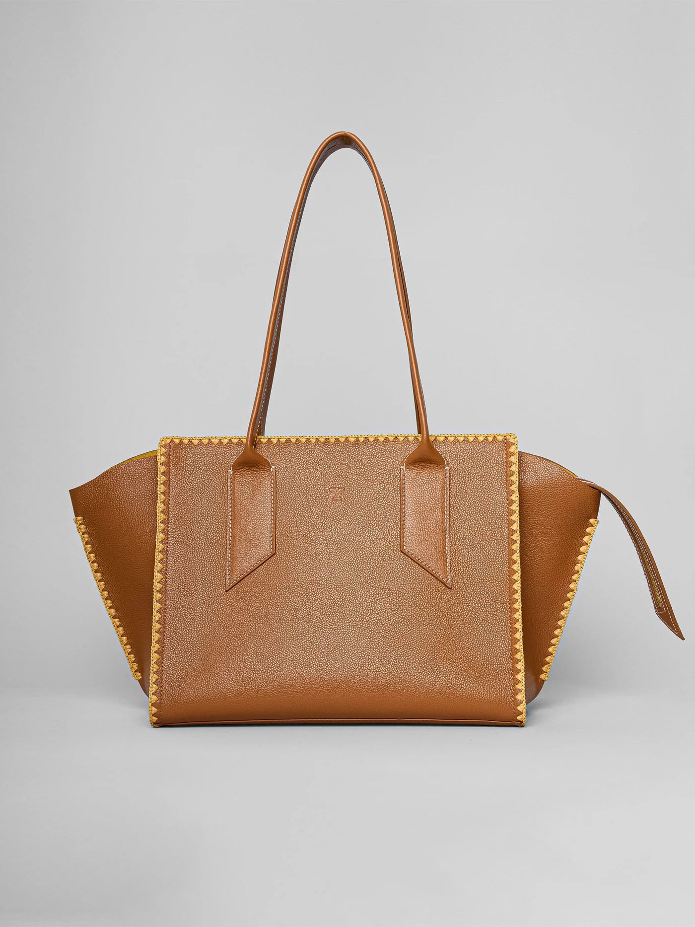 Laura Maxi Camel