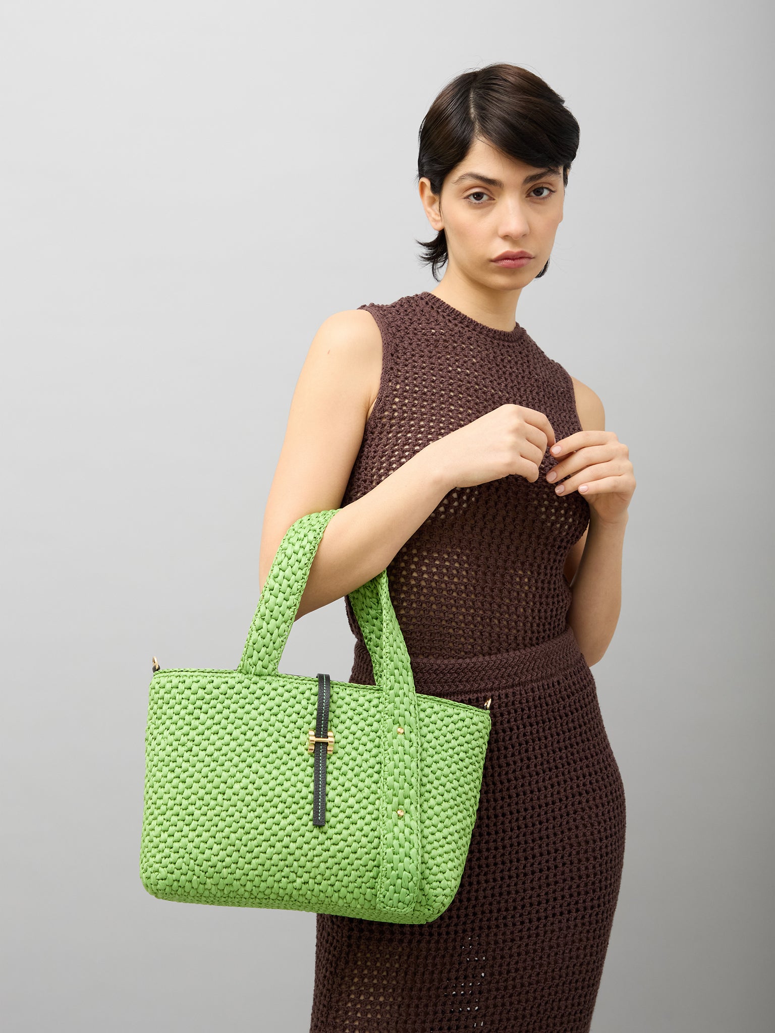 Maddalena Raffia Medium Apple Green
