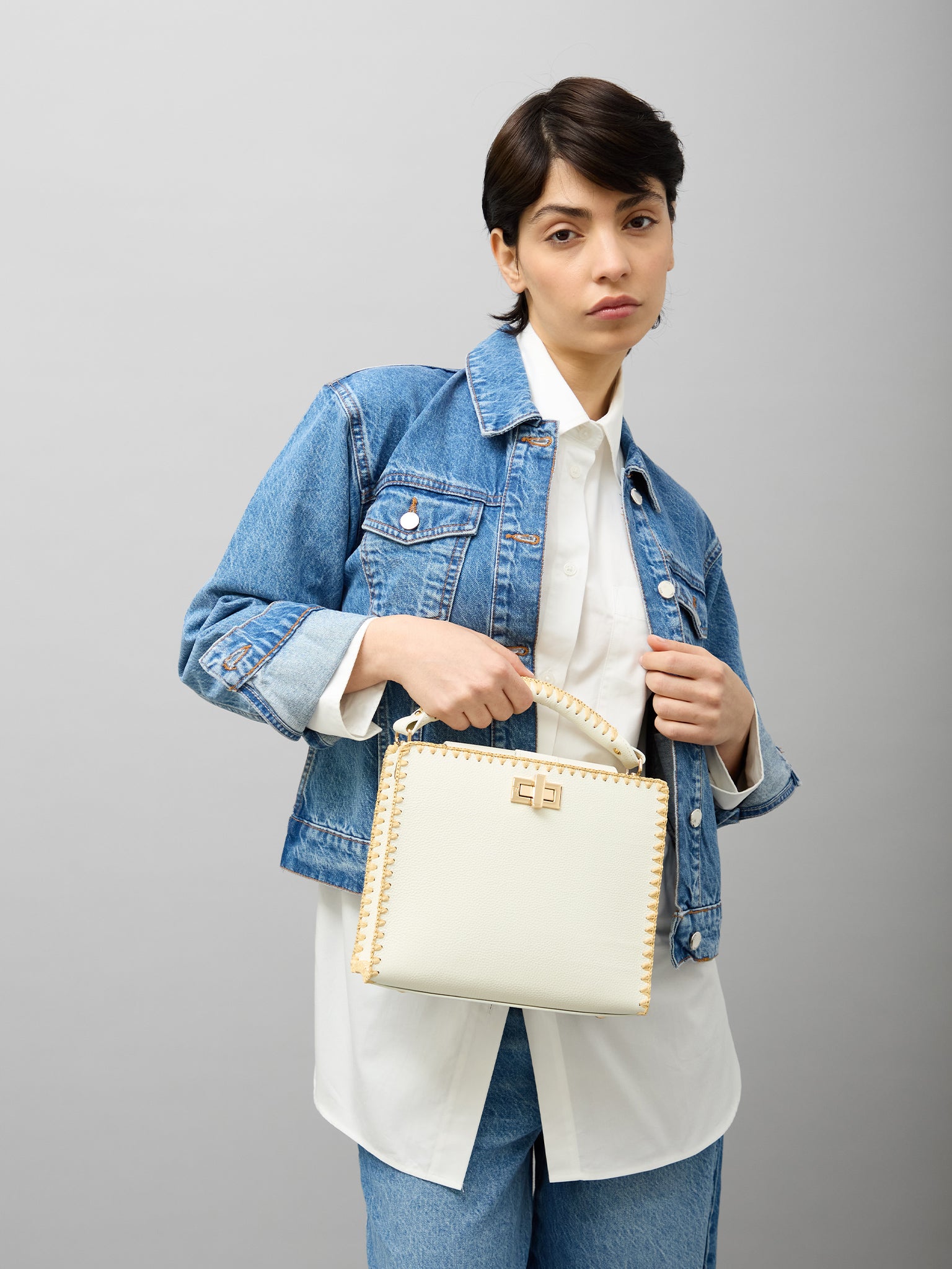 Sylvia Medium FG Milk