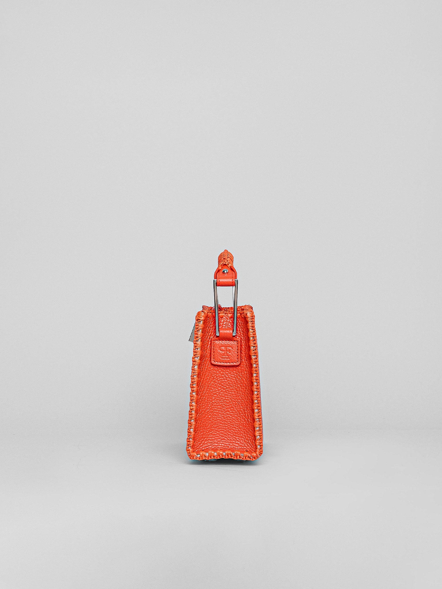 Sylvia Piccola Palladio FG Scarlet