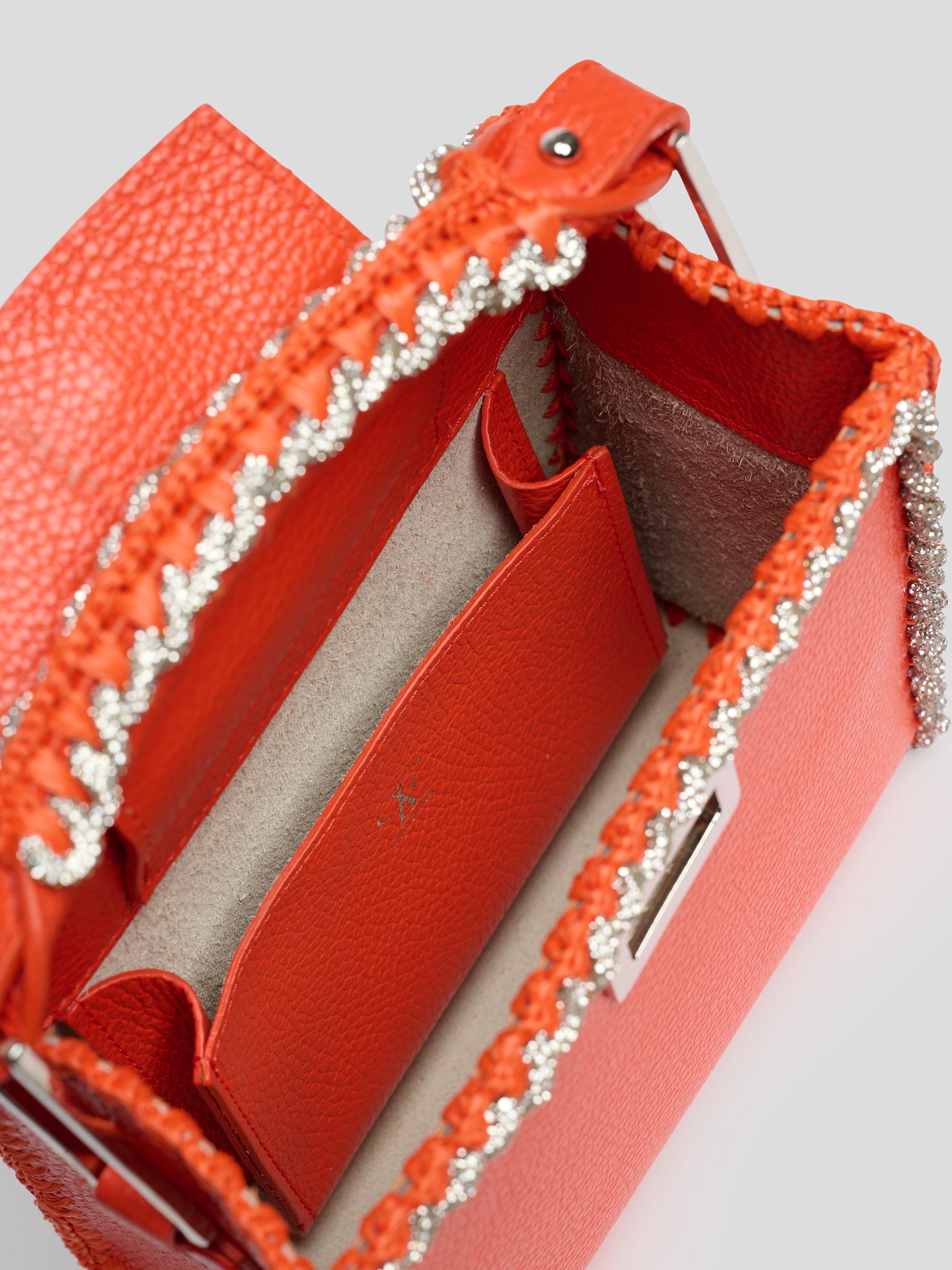 Sylvia Small Palladium FG Scarlet