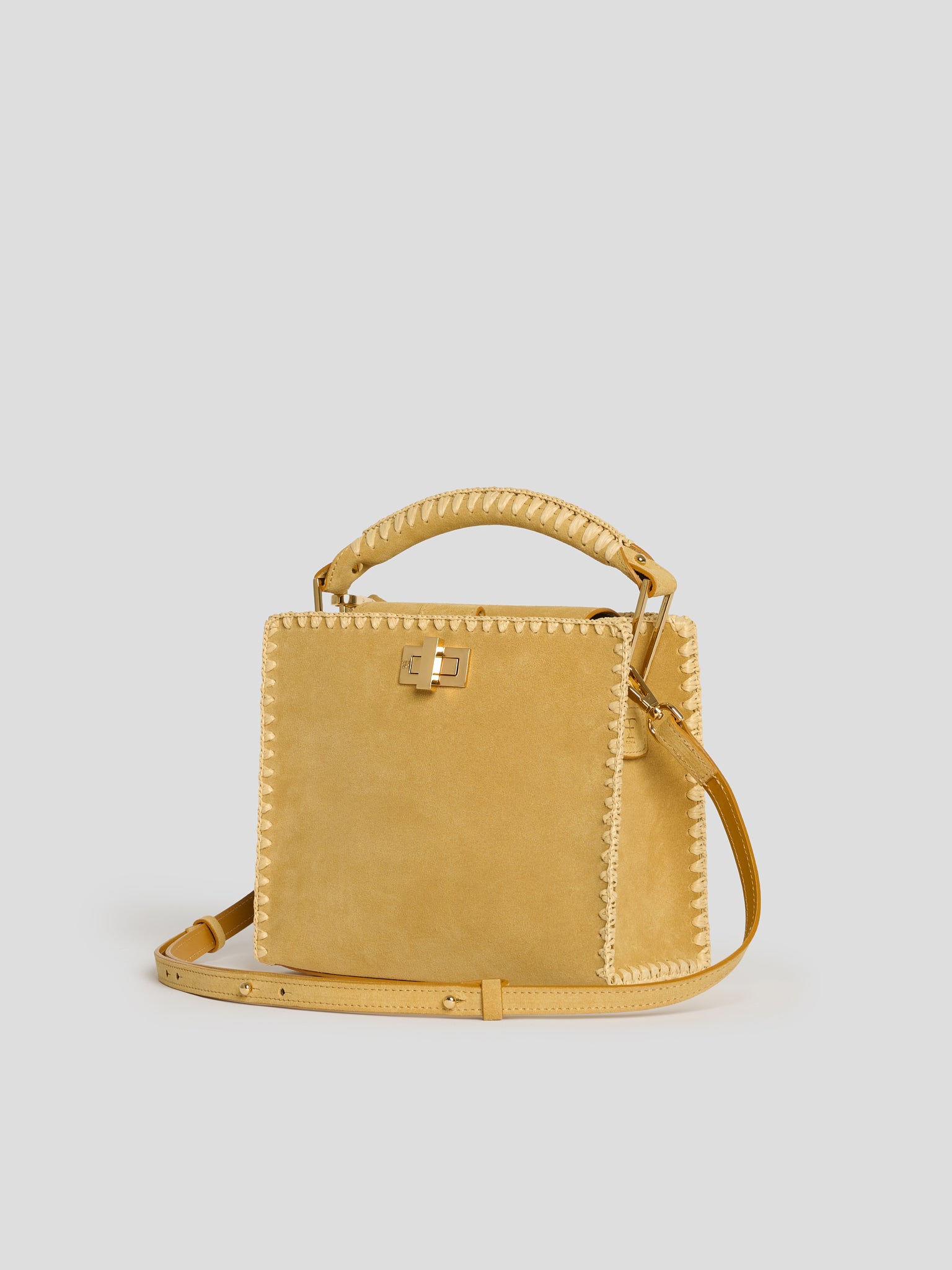 Sylvia Medium Suede FG Sand