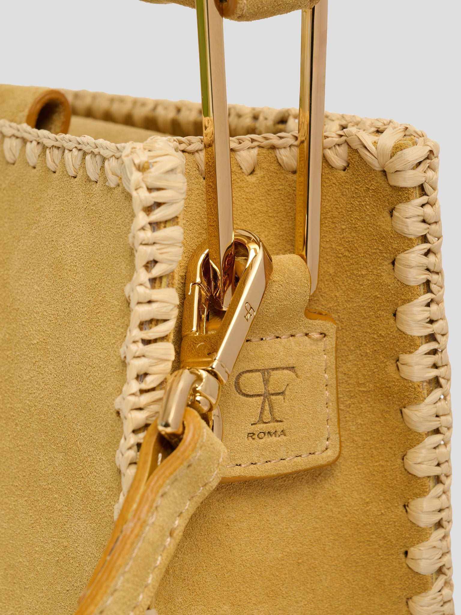 Sylvia Piccola Suede FG Sand