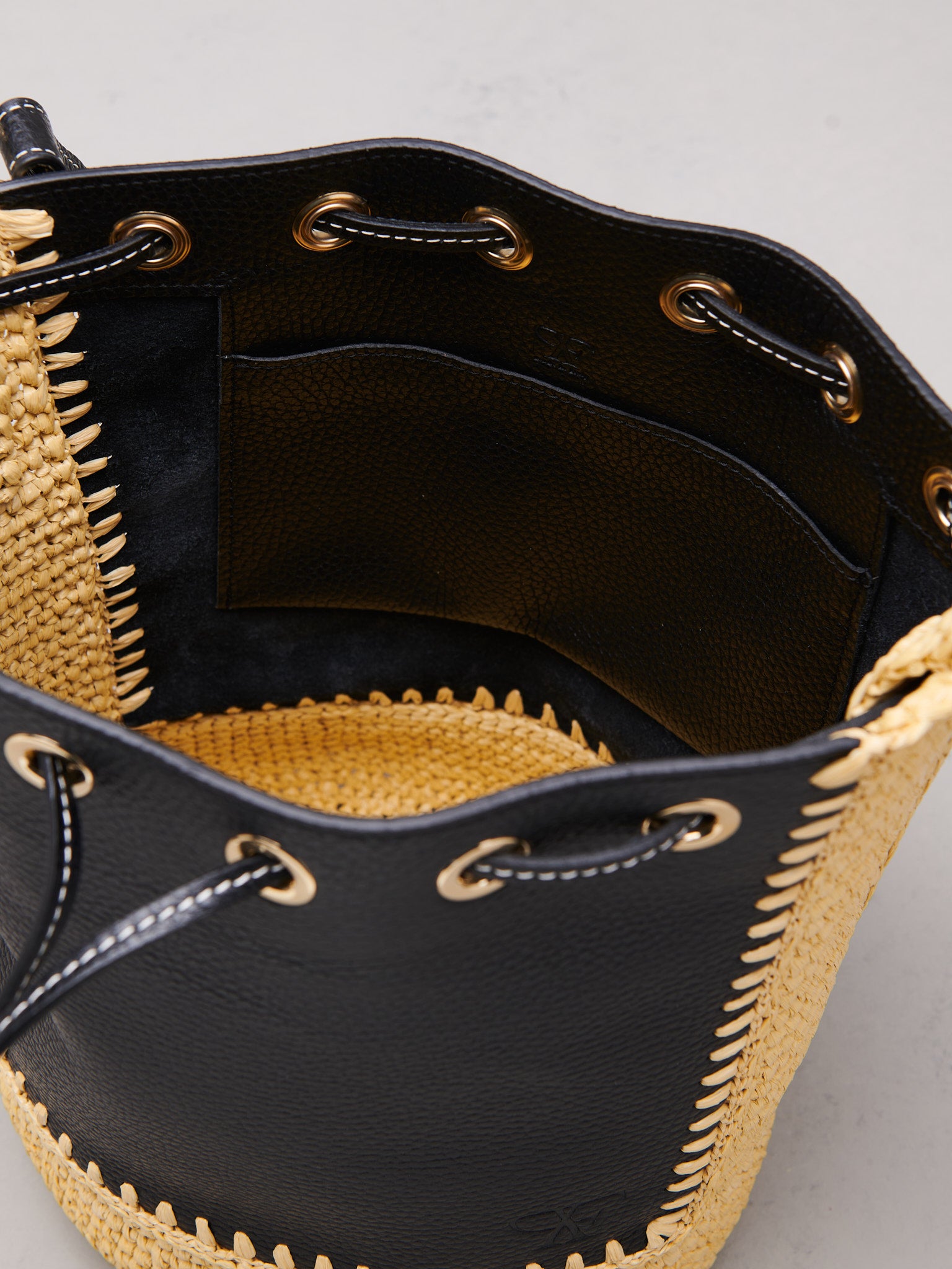 Fanny Large Black