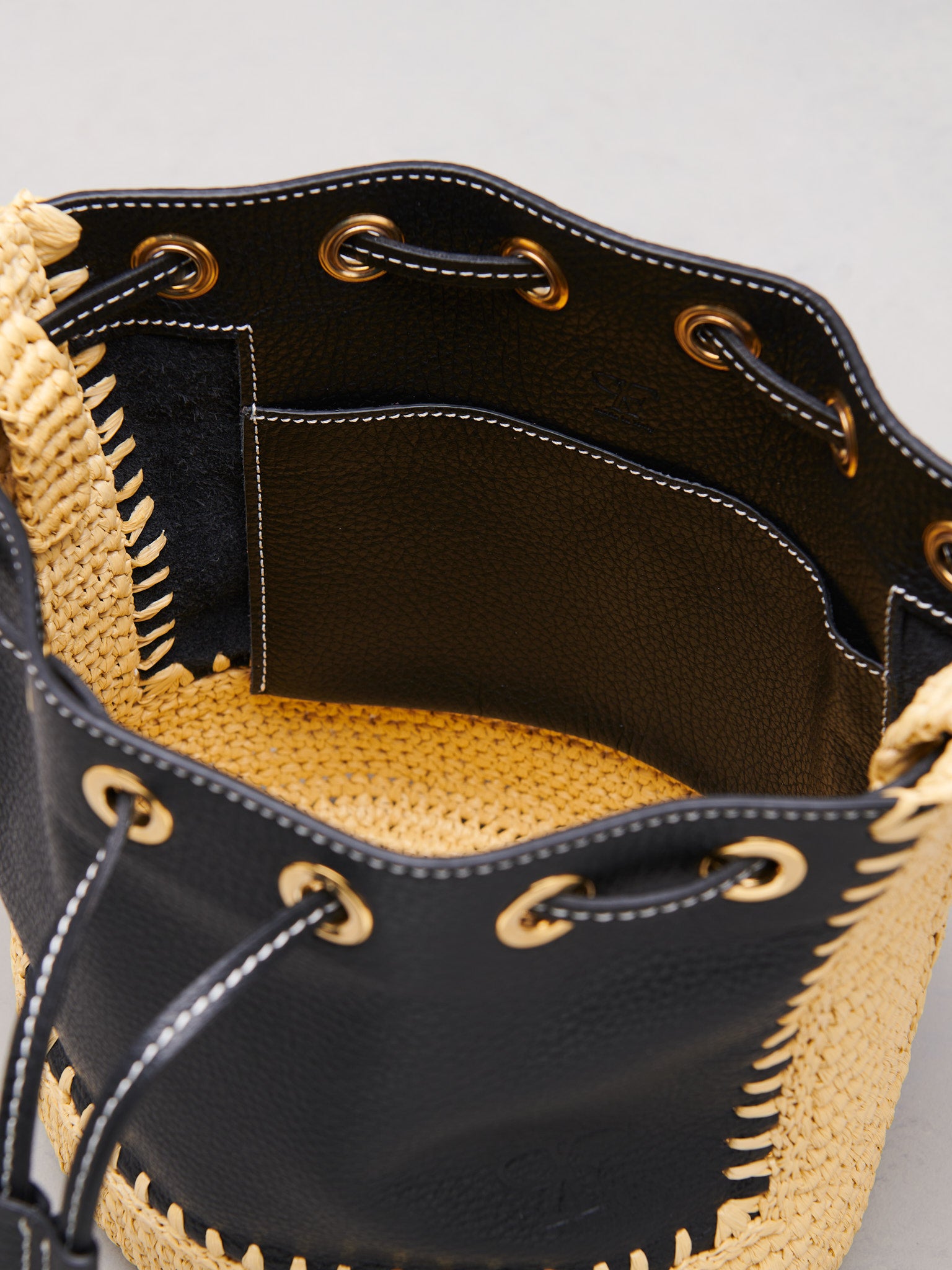 Fanny Small Black