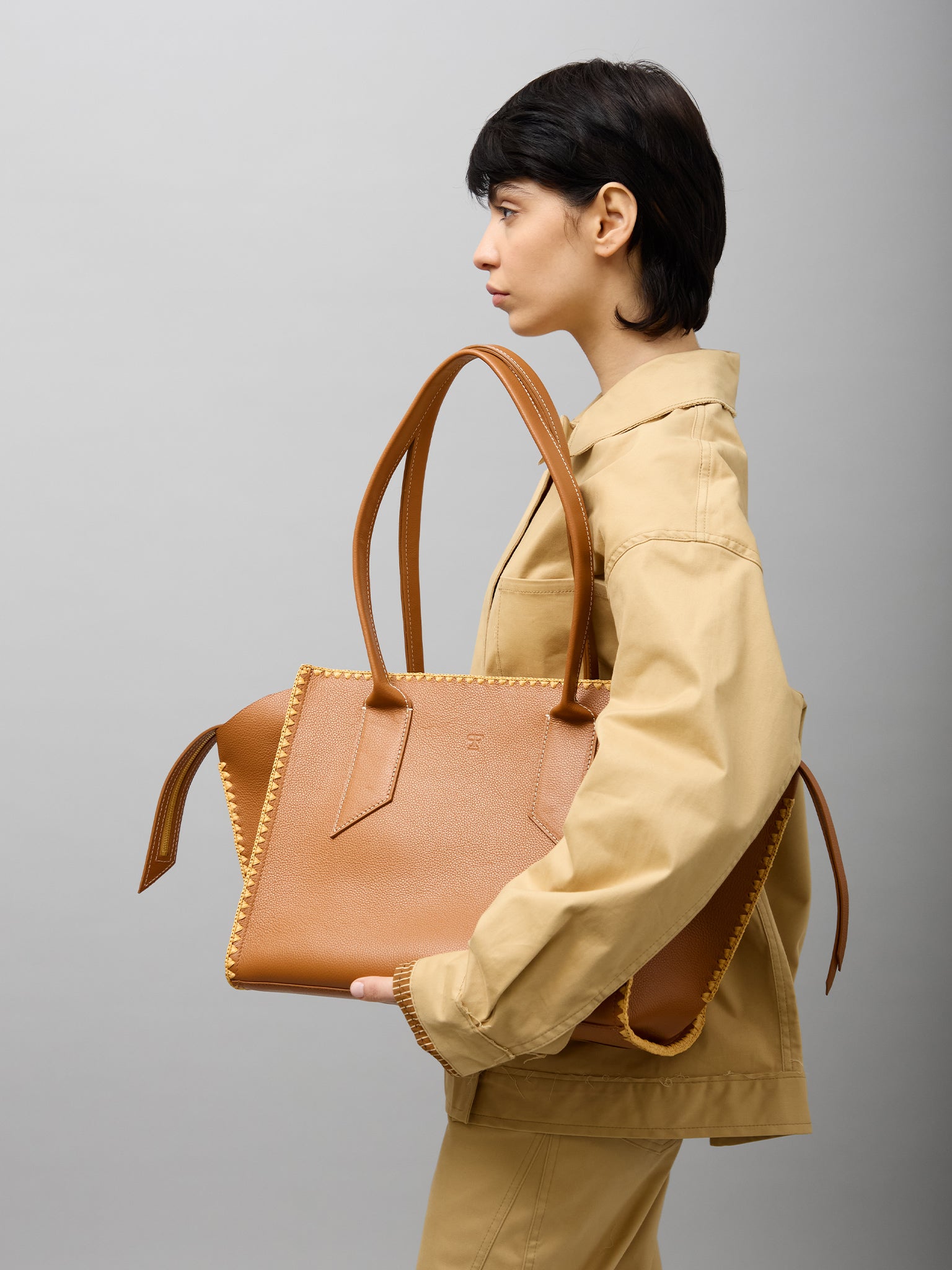 Laura Maxi Camel