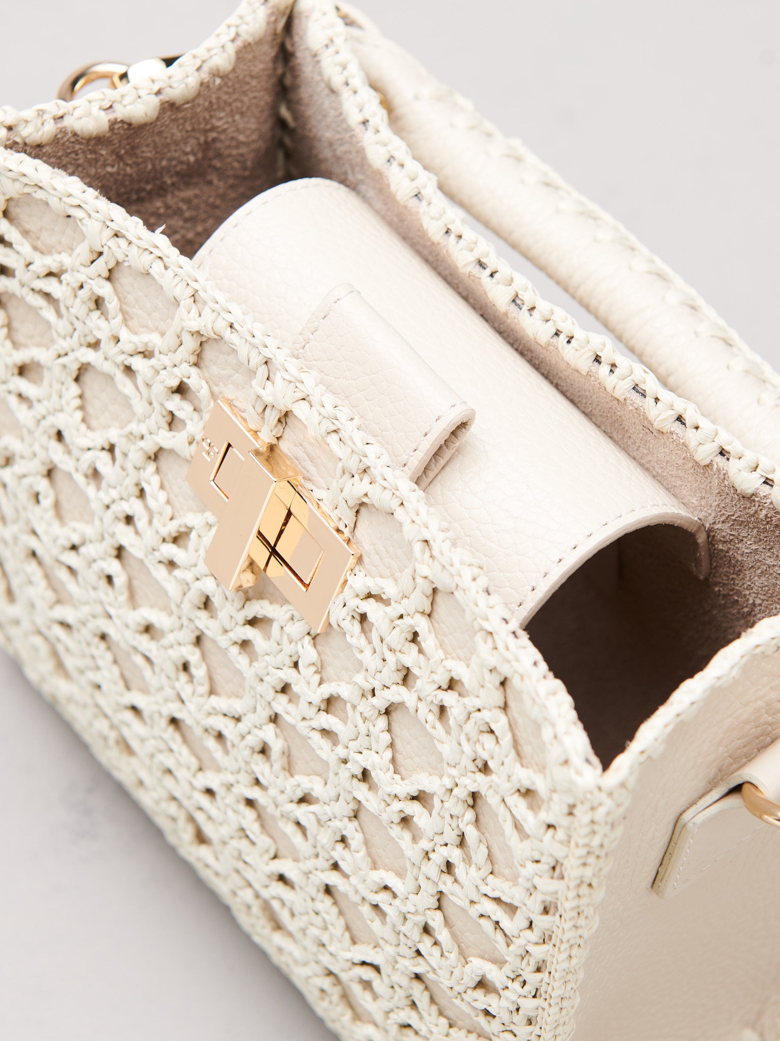 Sylvia Small Crochet Butter - Limited Edition