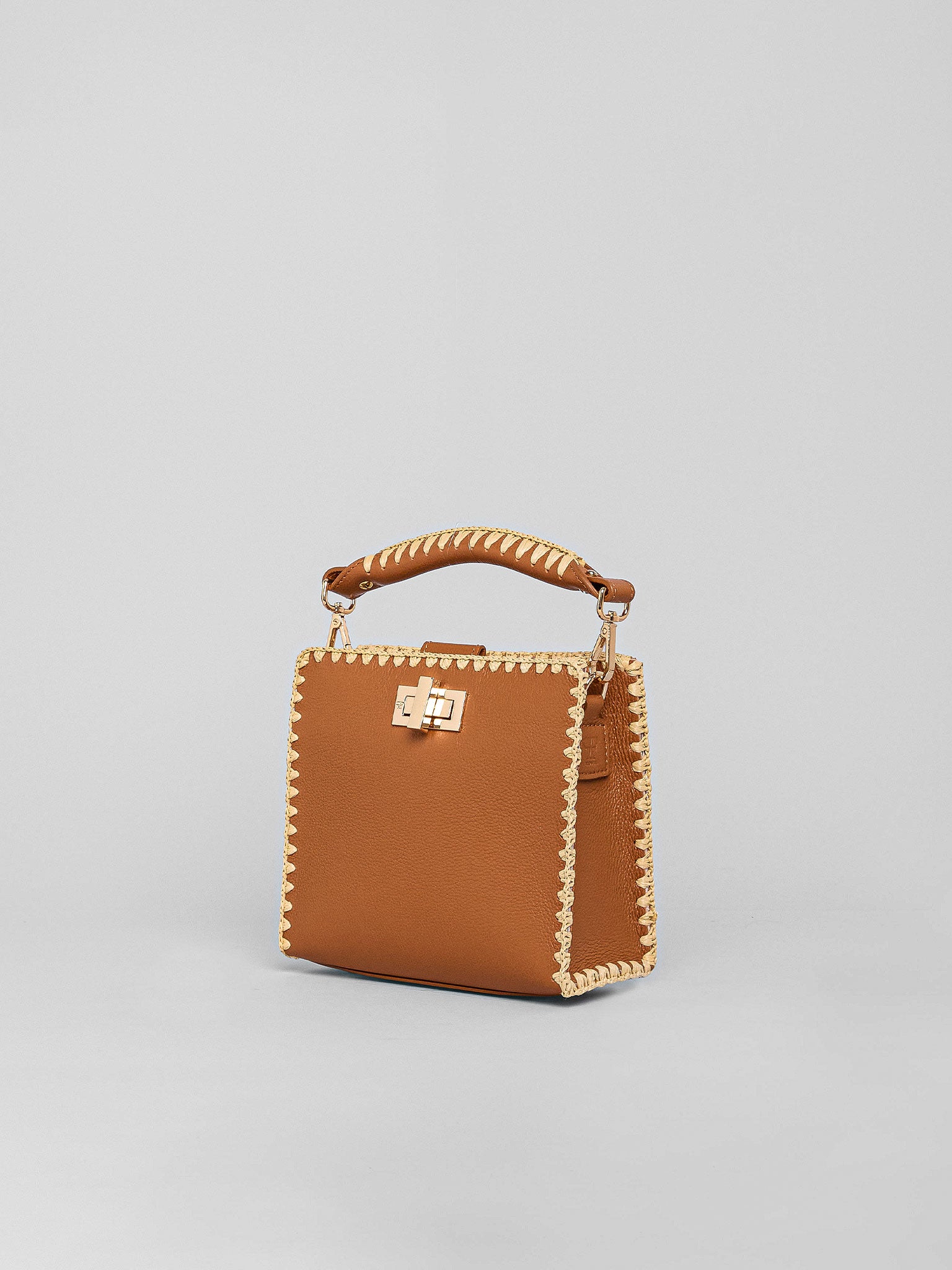 Sylvia Piccola FG Camel