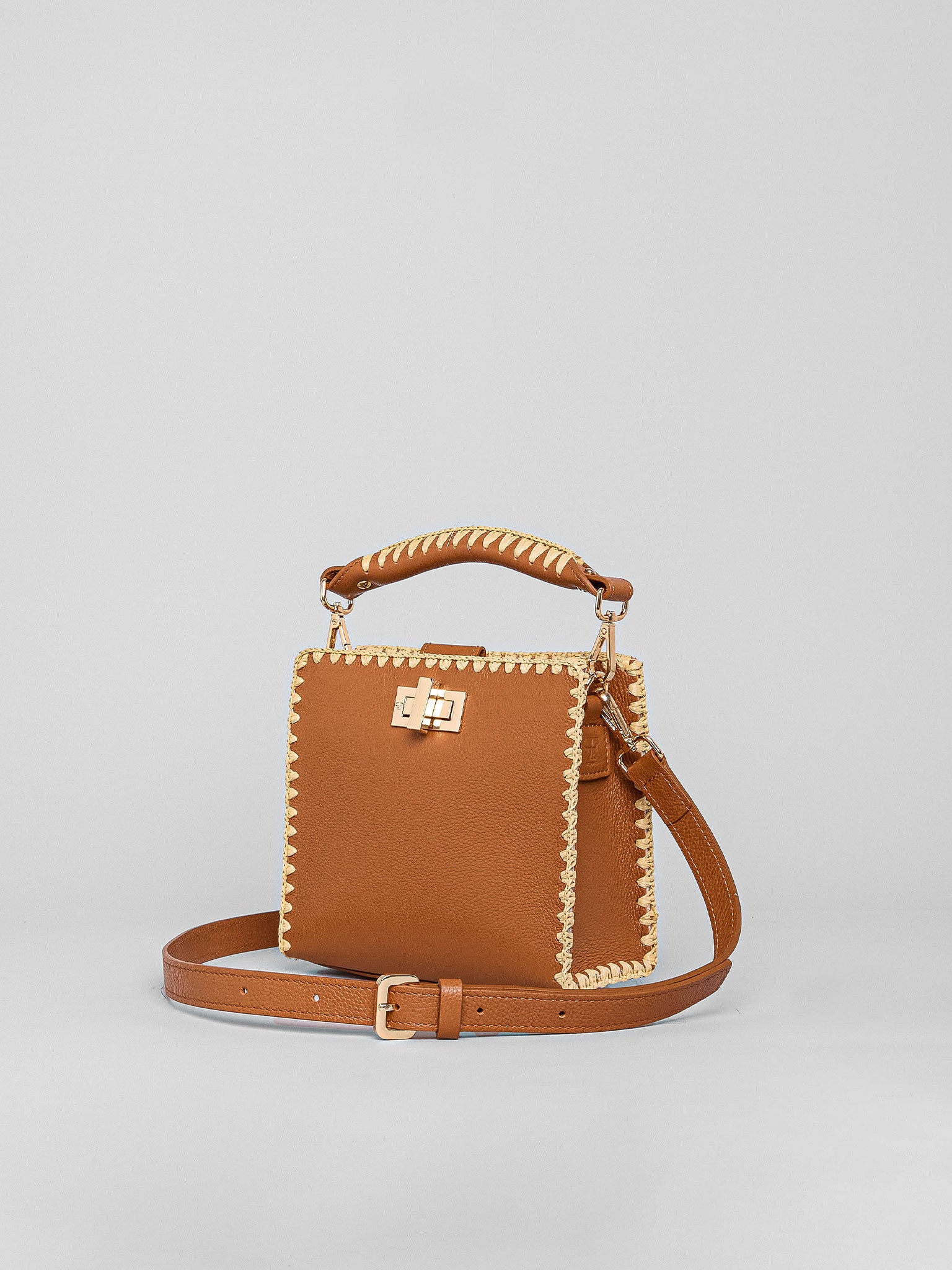 Sylvia Piccola FG Camel