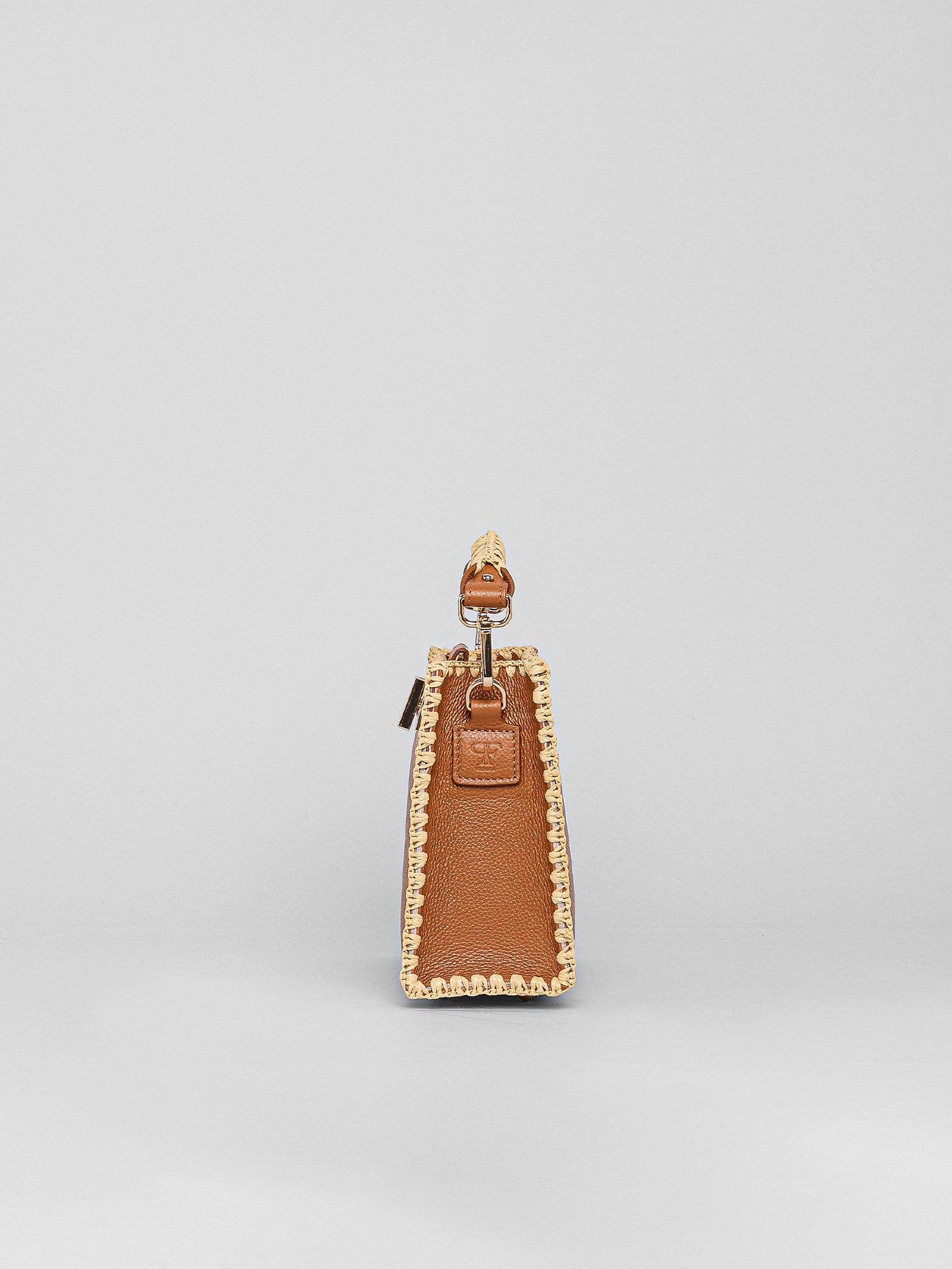 Sylvia Piccola FG Camel