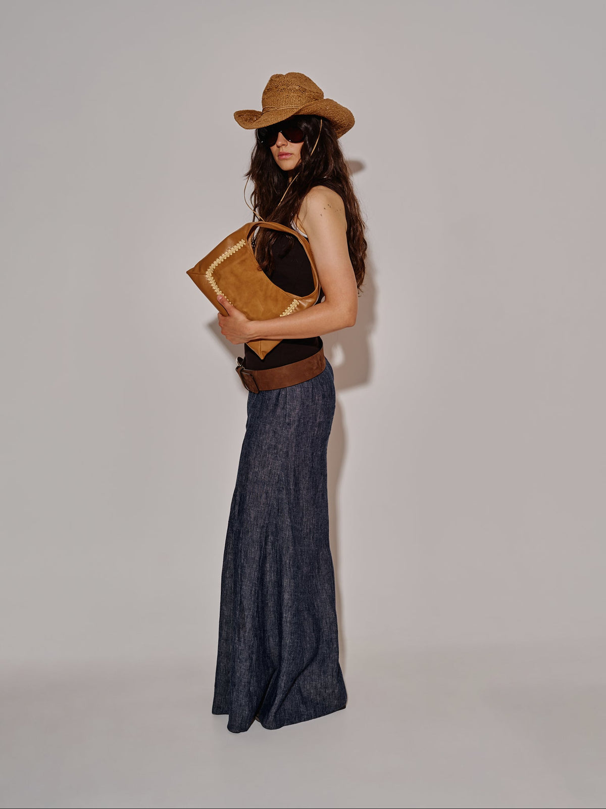 Leonida Small Cognac